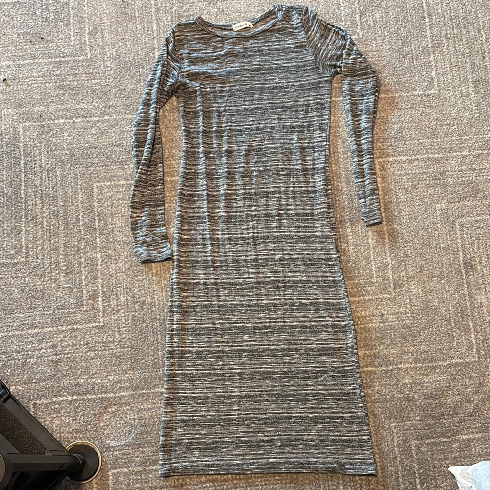 Gray Long Sleeve Knit Dress